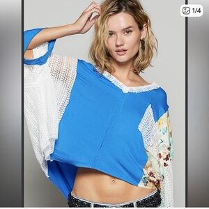 POL Blue and White Floral Accent Top  NWOT